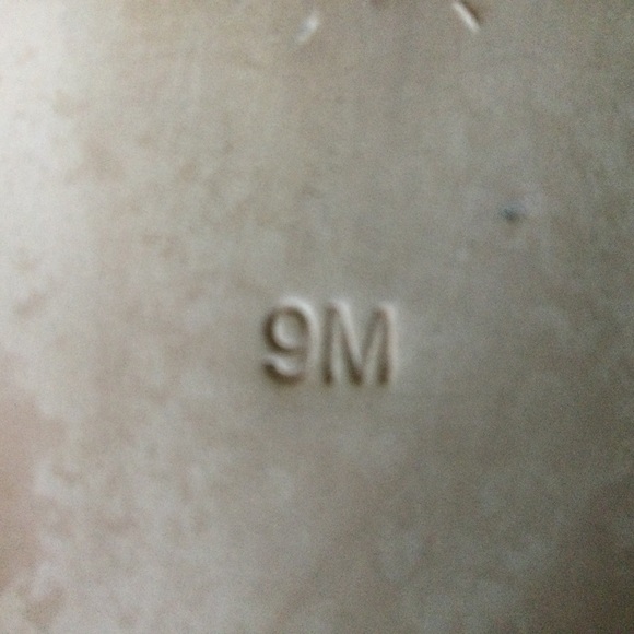 ✔️ Via Spiga Flat Leather Ankle Buckle Sandal Size 9 - Picture 6 of 7